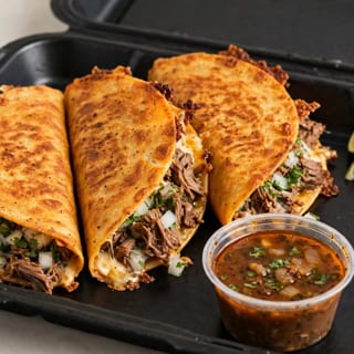 Tacos Dorados De Birria